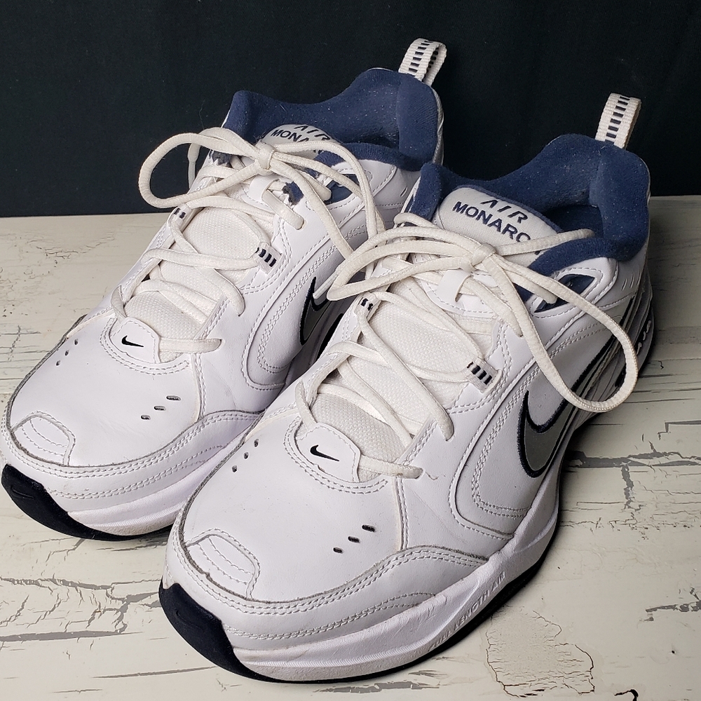 Nike Air Monarch (style 415445-102) in White/ Navy Blue Men's size 10 - Picture 4 of 15